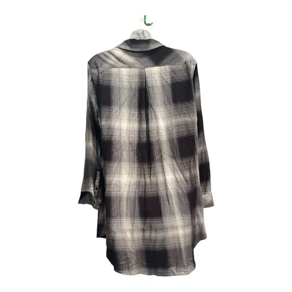 Ava & Viv plaid tunic button down shirt.  Size X black and gray tones - Picture 2 of 10
